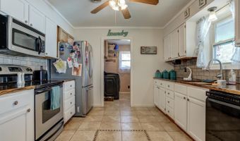 512 15th St, Abernathy, TX 79311