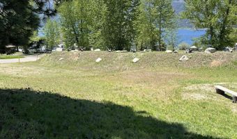 515 Lakeview Dr, Cascade, ID 83611