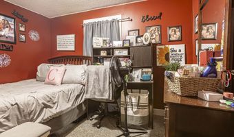 72 Beech St, Bristol, CT 06010