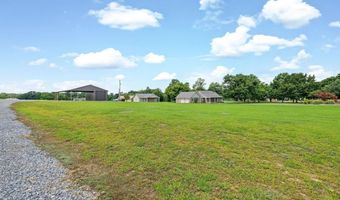 1526 Needmore Rd, Albertville, AL 35950