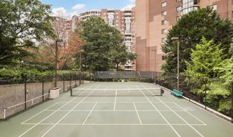 1600 N OAK St 524, Arlington, VA 22209