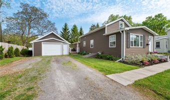437 E State St, Albion, NY 14411