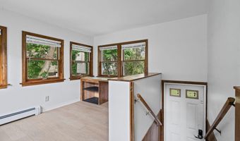 22 View Ave, Albany, NY 12209