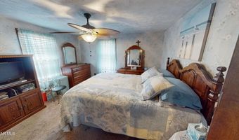 1115 N 2nd St, Altoona, PA 16601