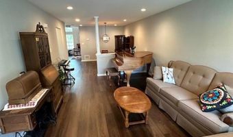 1002 Timberbrooke Dr, Bedminster, NJ 07921