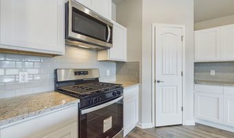 7072 Bexley Ct, Alexandria, LA 71303