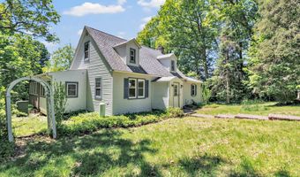 13 Hoyt Rd, Bethel, CT 06801