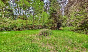452 Tanglewood Rd, Arcata, CA 95521