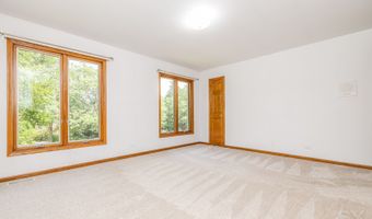 771 E Hickory Ave, Addison, IL 60101