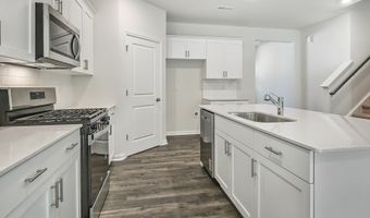 1060 QUEENSLAND Ln, Ayden, NC 28513