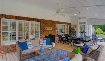 154 Suntree Dr, Advance, NC 27006
