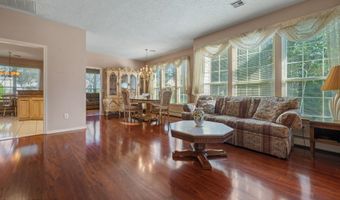 11 Nautical Ct, Bayville, NJ 08721