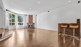 5333 Zelzah Ave 203, Encino, CA 91316