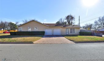 1302 Santos St, Abilene, TX 79605