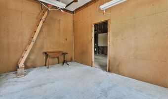 42 Main St, Brookline, NH 03033