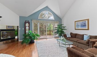 830 Richlyn Dr, Adrian, MI 49221
