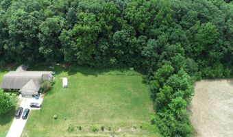 3079 Hillview Dr, Adrian, MI 49221