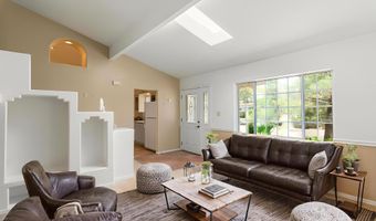 706 SHATTUCK St, Bisbee, AZ 85603