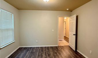 2 Radcliffe Dr, Bella Vista, AR 72714