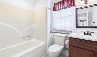 2832 Kensington St, Athens, TN 37303