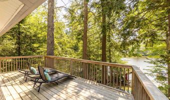 30 S Shore Dr, Barnstead, NH 03225