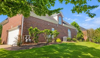 819 Strasburg Dr, Adams Twp., PA 16046