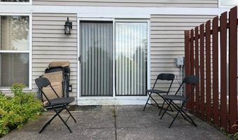 14 Dellwood Ct 14, Algonquin, IL 60102