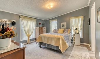 601 Rio Grande Dr, Adrian, MI 49221