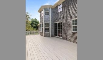 68 Delta Dr, North Kingstown, RI 02874