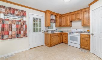 21283 Ravenwood Rd 10/11, Albemarle, NC 28001