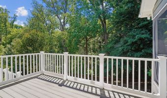 3536 N DICKERSON St, Arlington, VA 22207