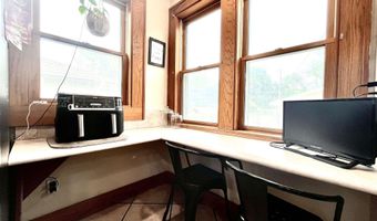 906 Locust St, Atlantic, IA 50022