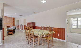 1215 N State St, Abbeville, LA 70510