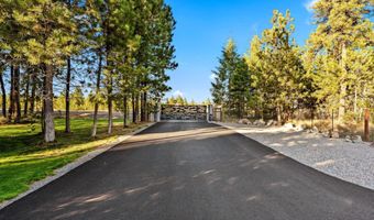 300 E SEASONS Rd, Athol, ID 83801