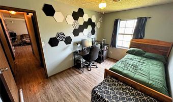 900 Hairston St, Altus, OK 73521