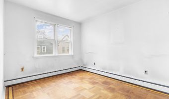 42 E 40th St, Bayonne, NJ 07002