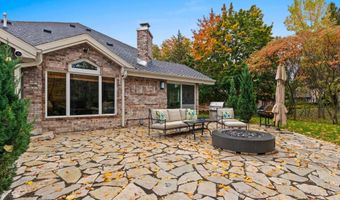 133 S PINE Ct, Appleton, WI 54914