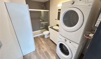 218 S 11th St 7, Las Vegas, NV 89101