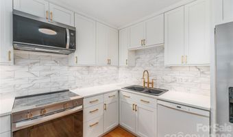 30 Maple Ridge Ln, Asheville, NC 28806