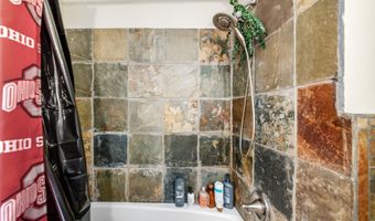 1810 Ashland Ave, Columbus, OH 43212