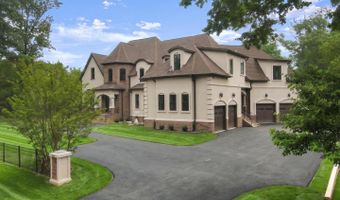 7301 CALVERT St, Annandale, VA 22003