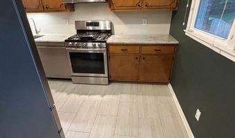 5107 CLIFFHAVEN Dr, Annandale, VA 22003