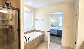 714 SE 37TH St, Battle Ground, WA 98604