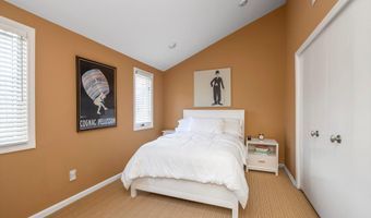 68 Argyle Rd, Albertson, NY 11507