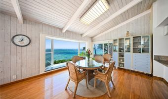 846 Mokulua Dr, Kailua, HI 96734