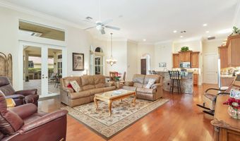 594 N Country Club Dr, Atlantis, FL 33462