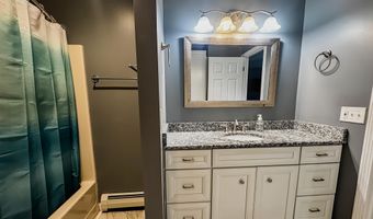 131 Pine Cir, Bennington, VT 05201