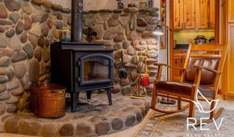 8 Mountain View Dr, Cody, WY 82414
