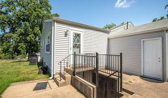 9912 Jan Dr, Affton, MO 63123