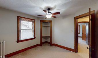317 E 1st St, Arthur, IA 51431